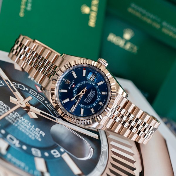 Rolex Skydweller Rose Gold